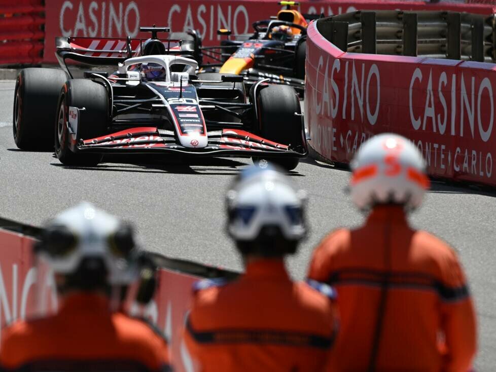 Kevin Magnussen, Sergio Perez