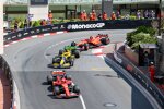 Charles Leclerc (Ferrari), Oscar Piastri (McLaren) und Carlos Sainz (Ferrari) 