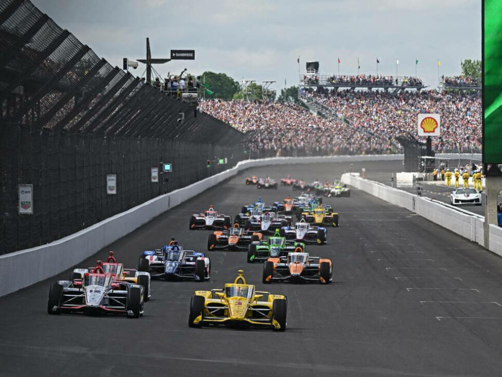 Start zum Indy 500 der IndyCar-Saison 2024: Scott McLaughlin führt