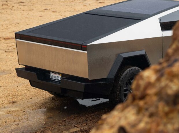 Tesla Cybertruck im Test Tesla Cybertruck im Test