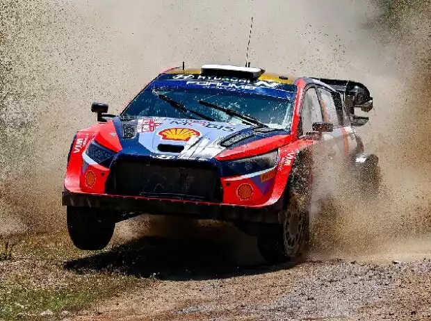 Ott Tänak bei der Rallye Italien 2024 Titel-Bild zur News: Ott Tänak bei der Rallye Italien 2024