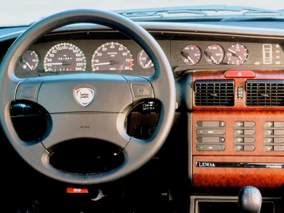 Lancia Dedra (1989-2000)