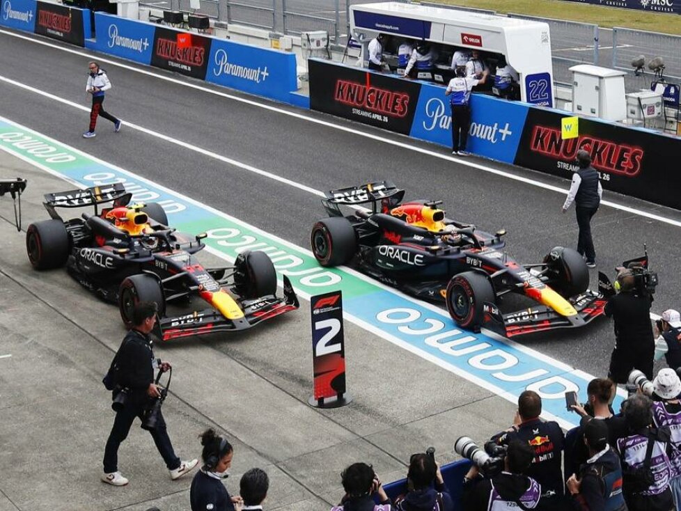 Sergio Perez, Max Verstappen