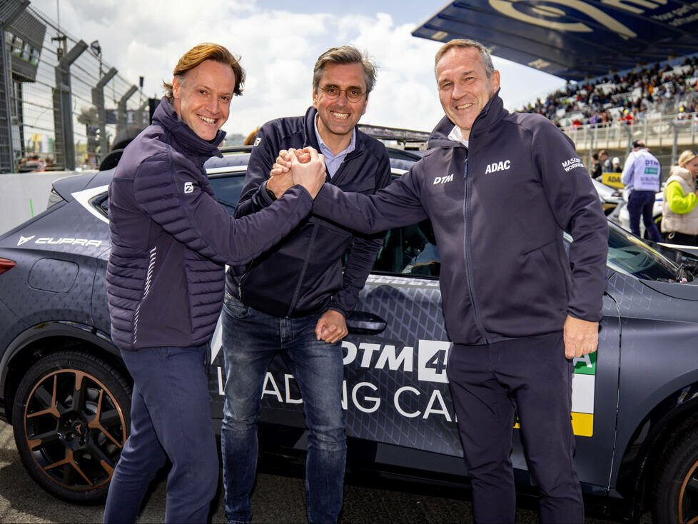 Von links nach rechts: Robert van Overdijk (CEO des Circuit Zandvoort), Erik Weijers (Chief Sporting Officer Circuit Zandvoort) und Thomas Voss (ADAC Motorsportchef)