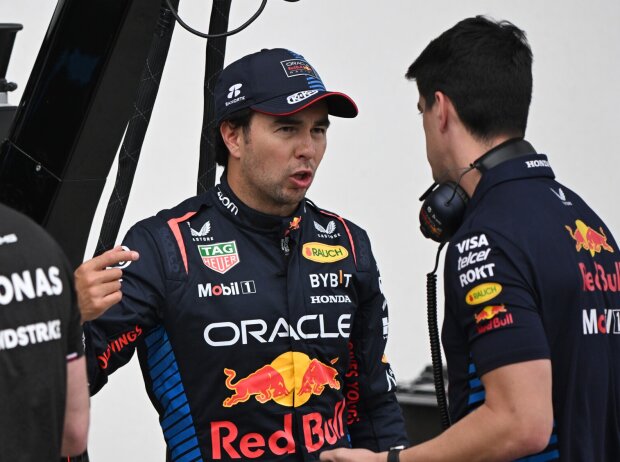 In Erklärungsnot: Perez muss dem Team die nächste Q1-Schalppe erklären In Erklärungsnot: Perez muss dem Team die nächste Q1-Schalppe erklären