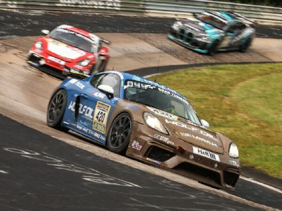 Porsche 718 Cayman GT4 CS von Four Motors bei den 24h Nürburgring 2024