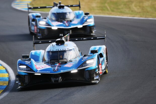 Mick Schumacher Matthieu Vaxiviere Alpine Alpine F1 ~Mick Schumacher und Matthieu Vaxiviere ~ Mick Schumacher Matthieu Vaxiviere Alpine Alpine F1 ~Mick Schumacher und Matthieu Vaxiviere ~