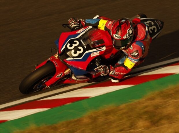 Takumi Takahashi Takumi Takahashi
