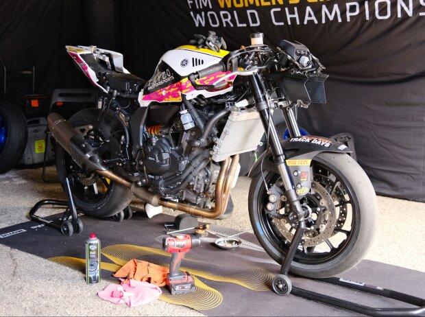 Yamaha R7 Yamaha R7