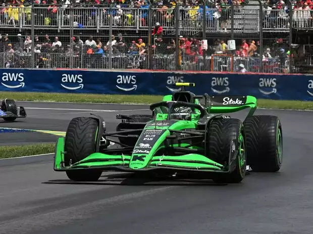 Titel-Bild zur News: Guanyu Zhou (Sauber) beim Formel-1-Rennen in Kanada 2024