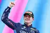 Bild zum Inhalt: Max Verstappen feiert Goodwood-Debüt mit großem Red-Bull-Aufgebot