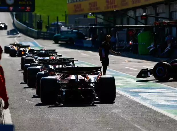 Sergio Perez, Charles Leclerc Titel-Bild zur News: Sergio Perez, Charles Leclerc