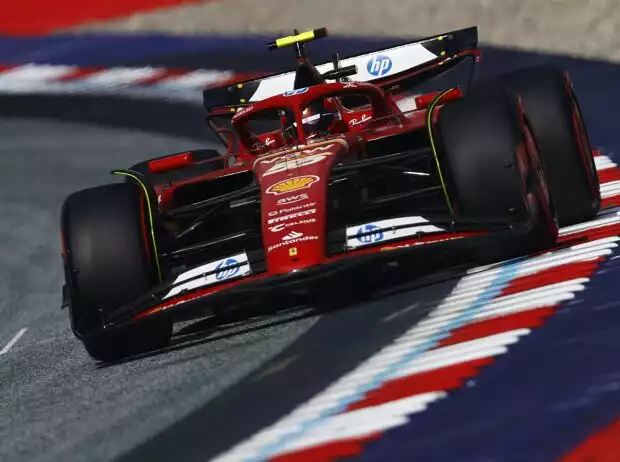 Carlos Sainz im Ferrari SF-24 beim Formel-1-Rennen in Spielberg 2024 Titel-Bild zur News: Carlos Sainz im Ferrari SF-24 beim Formel-1-Rennen in Spielberg 2024