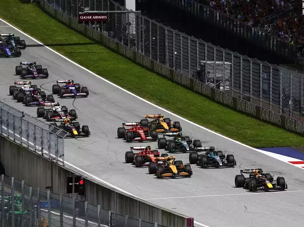 Max Verstappen, Lando Norris, George Russell, Carlos Sainz, Lewis Hamilton Titel-Bild zur News: Max Verstappen, Lando Norris, George Russell, Carlos Sainz, Lewis Hamilton