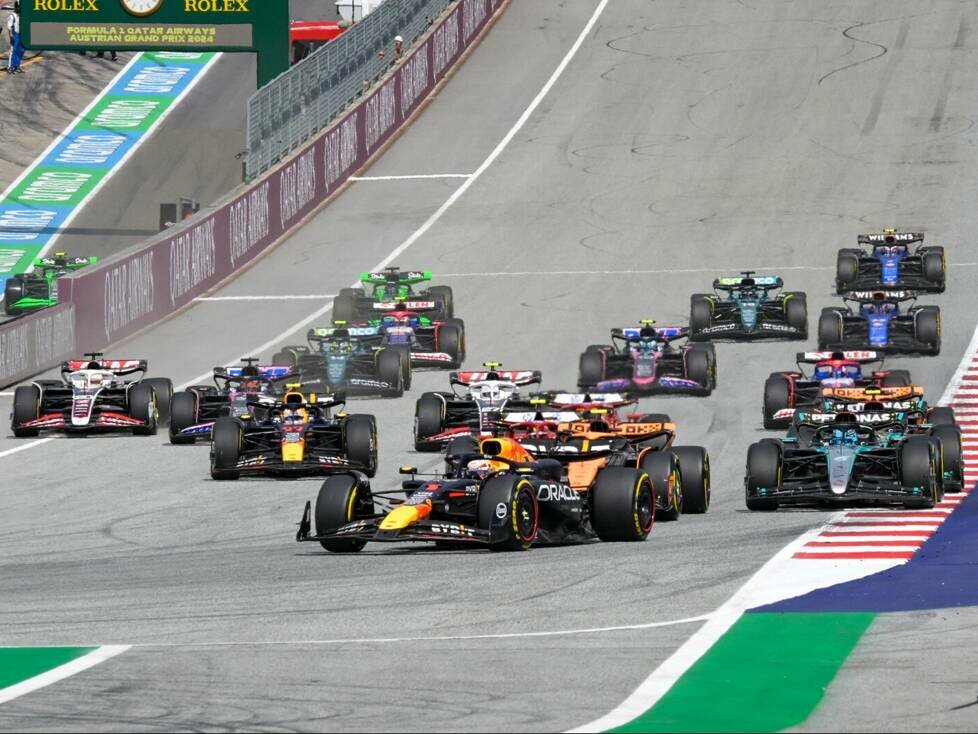 Formel-1-Start beim Österreich-Grand-Prix 2024 in Spielberg