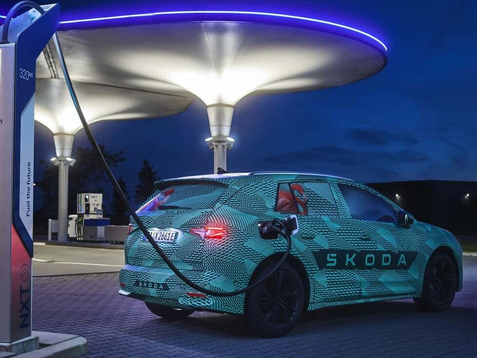 Skoda Elroq (2024) Covered Drive