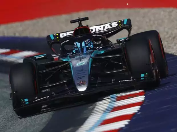 George Russell im Mercedes W15 beim Formel-1-Rennen in Spielberg 2024 Titel-Bild zur News: George Russell im Mercedes W15 beim Formel-1-Rennen in Spielberg 2024