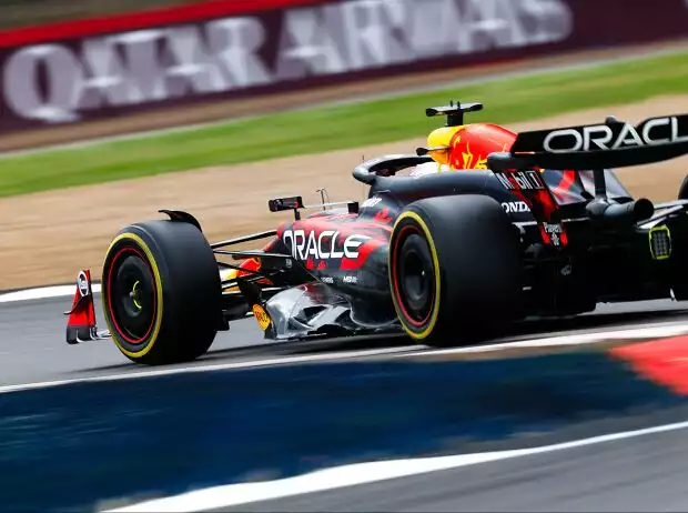 Titel-Bild zur News: Max Verstappen (Red Bull RB20) beim Formel-1-Rennen in Silverstone 2024
