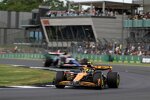 Lando Norris (McLaren) und Daniel Ricciardo (Racing Bulls) 