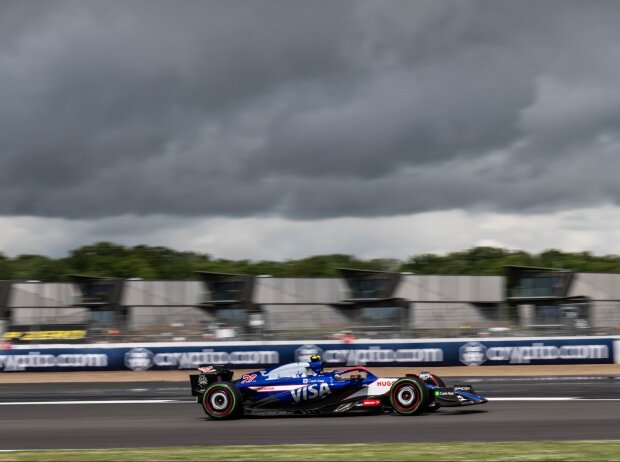 Dunkle Wolken am Racing-Bulls-Himmel: Silverstone liegt dem Auto nicht Dunkle Wolken am Racing-Bulls-Himmel: Silverstone liegt dem Auto nicht
