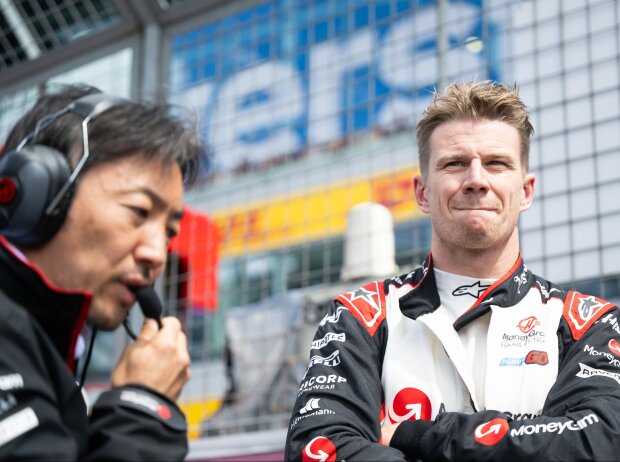 Ayao Komatsu und Nico Hülkenberg können die Leistung selbst kaum glauben Ayao Komatsu und Nico Hülkenberg können die Leistung selbst kaum glauben