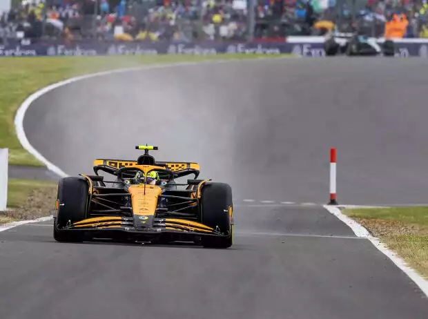 Titel-Bild zur News: Lando Norris (McLaren MCL38) beim Formel-1-Rennen in Silverstone 2024