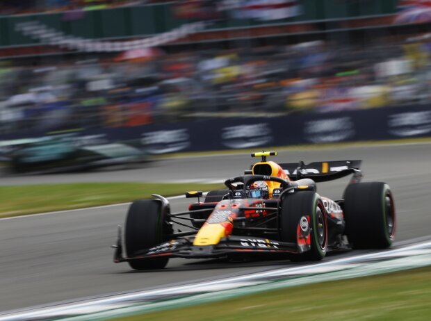 Wie lange kann sich Perez mit seinen Leistungen noch im Red Bull halten? Wie lange kann sich Perez mit seinen Leistungen noch im Red Bull halten?