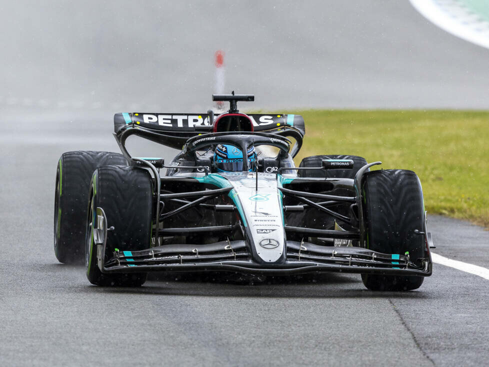 George Russell (Mercedes W15) beim Formel-1-Rennen in Silverstone 2024