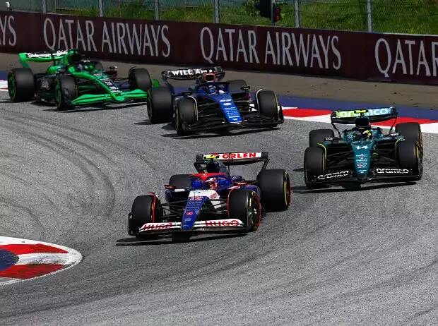 Alexander Albon, Yuki Tsunoda, Fernando Alonso, Valtteri Bottas Titel-Bild zur News: Alexander Albon, Yuki Tsunoda, Fernando Alonso, Valtteri Bottas