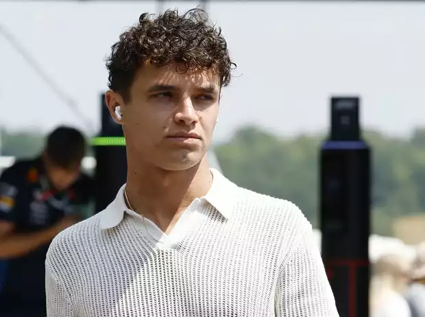 Lando Norris (McLaren) vor dem Formel-1-Rennen in Ungarn 2024 Titel-Bild zur News: Lando Norris (McLaren) vor dem Formel-1-Rennen in Ungarn 2024