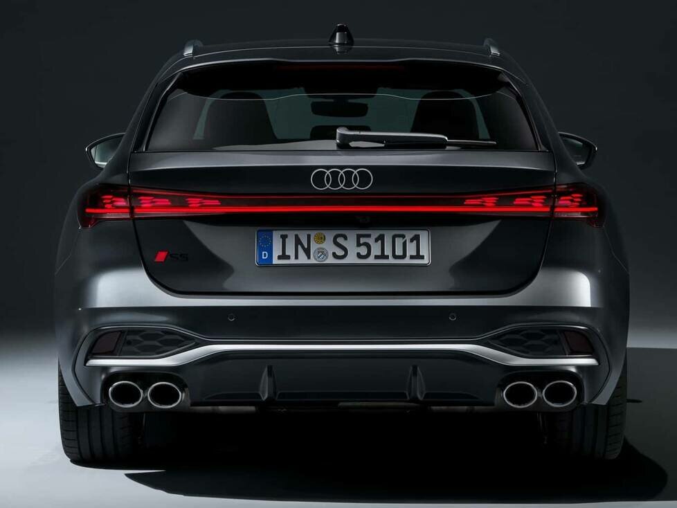 Audi S5 Avant (2024)