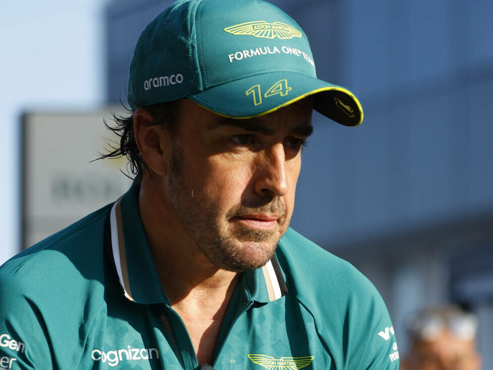 Fernando Alonso (Aston Martin) beim Formel-1-Rennen in Ungarn 2024