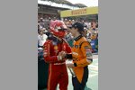 Charles Leclerc (Ferrari) und Oscar Piastri (McLaren) 