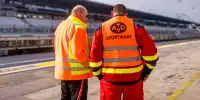 Zwei Marshals bei den NES-Einstellfahrten Ende März