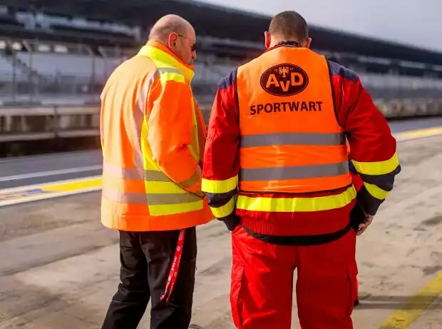 Zwei Marshals bei den NES-Einstellfahrten Ende März Titel-Bild zur News: Zwei Marshals bei den NES-Einstellfahrten Ende März