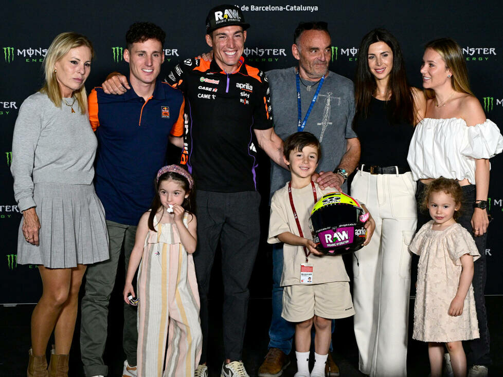 Aleix Espargaro und Pol Espargaro mit Familien
