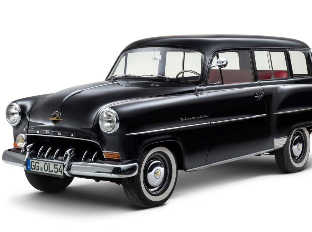 Opel Olympia Rekord Caravan (1953) Opel Olympia Rekord Caravan (1953)