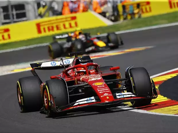 Charles Leclerc, Sergio Perez Titel-Bild zur News: Charles Leclerc, Sergio Perez