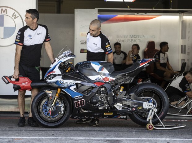 BMW M1000RR BMW M1000RR