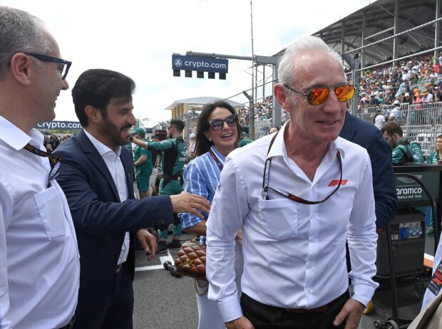 Da rollt was zu auf die Formel 1 und Liberty-Media-CEO Greg Maffei (r.) Da rollt was zu auf die Formel 1 und Liberty-Media-CEO Greg Maffei (r.)
