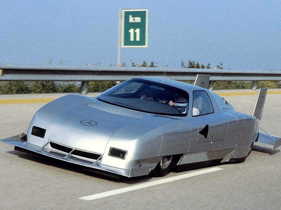 Mercedes C111-IV mit Stromlinien-Karosserie