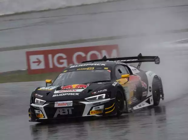 Kelvin van der Linde gewinnt das Regenrennen am Nürburgring Titel-Bild zur News: Kelvin van der Linde gewinnt das Regenrennen am Nürburgring