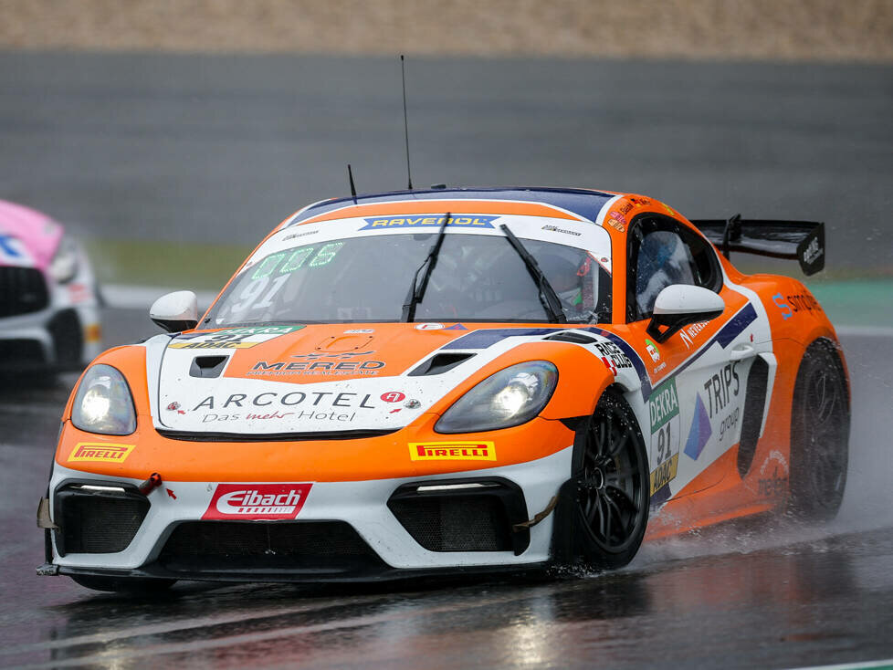 Siegerauto: Der Porsche 718 Cayman GT4 von Wimmer Werk Motorsport