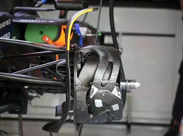 McLaren MCL38 - Detail der vorderen Bremstrommel Titel-Bild zur News: McLaren MCL38 - Detail der vorderen Bremstrommel