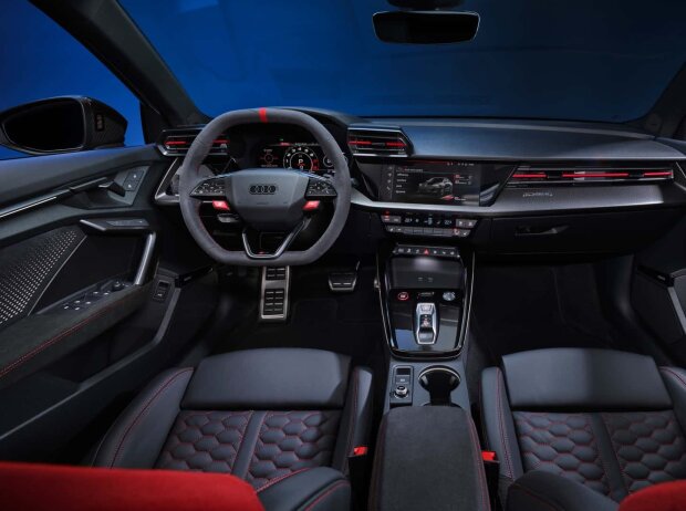 Audi RS 3 Limousine (2024) Audi RS 3 Limousine (2024)