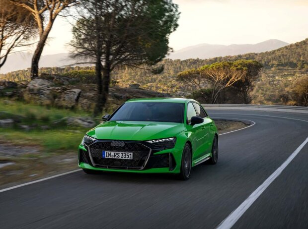 Audi RS 3 Sportback (2024) Audi RS 3 Sportback (2024)