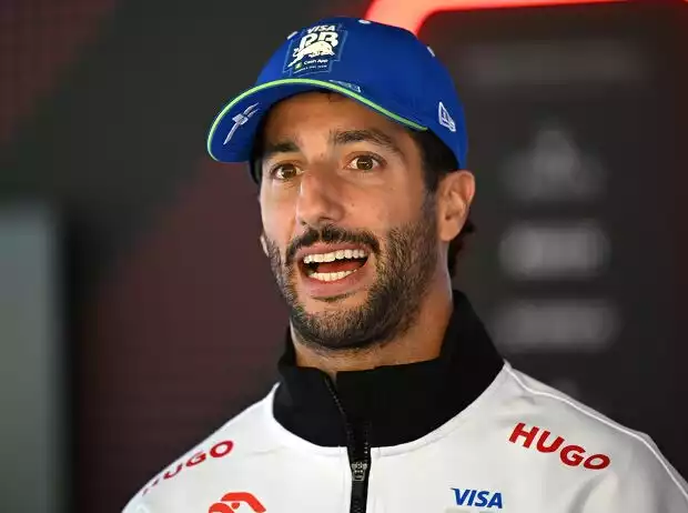 Die Luft wird dünner: Für Ricciardo geht's nun gegen Perez ums letzte Cockpit Titel-Bild zur News: Die Luft wird dünner: Für Ricciardo geht's nun gegen Perez ums letzte Cockpit
