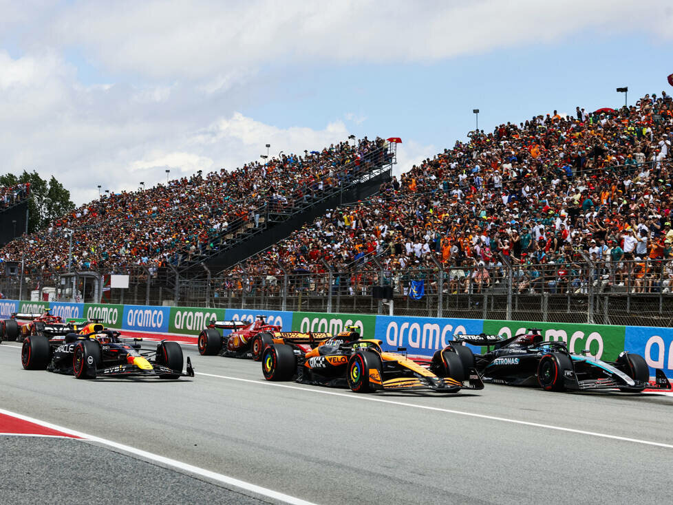George Russell, Lando Norris, Max Verstappen, Lewis Hamilton, Carlos Sainz