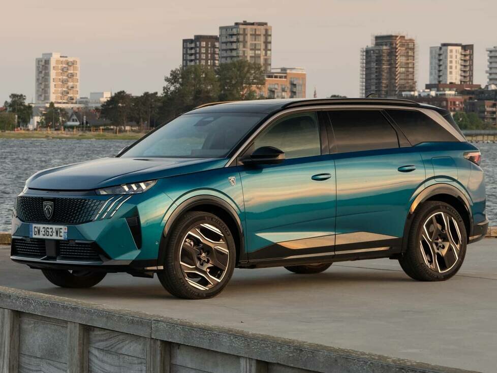 Peugeot 5008 (2024)