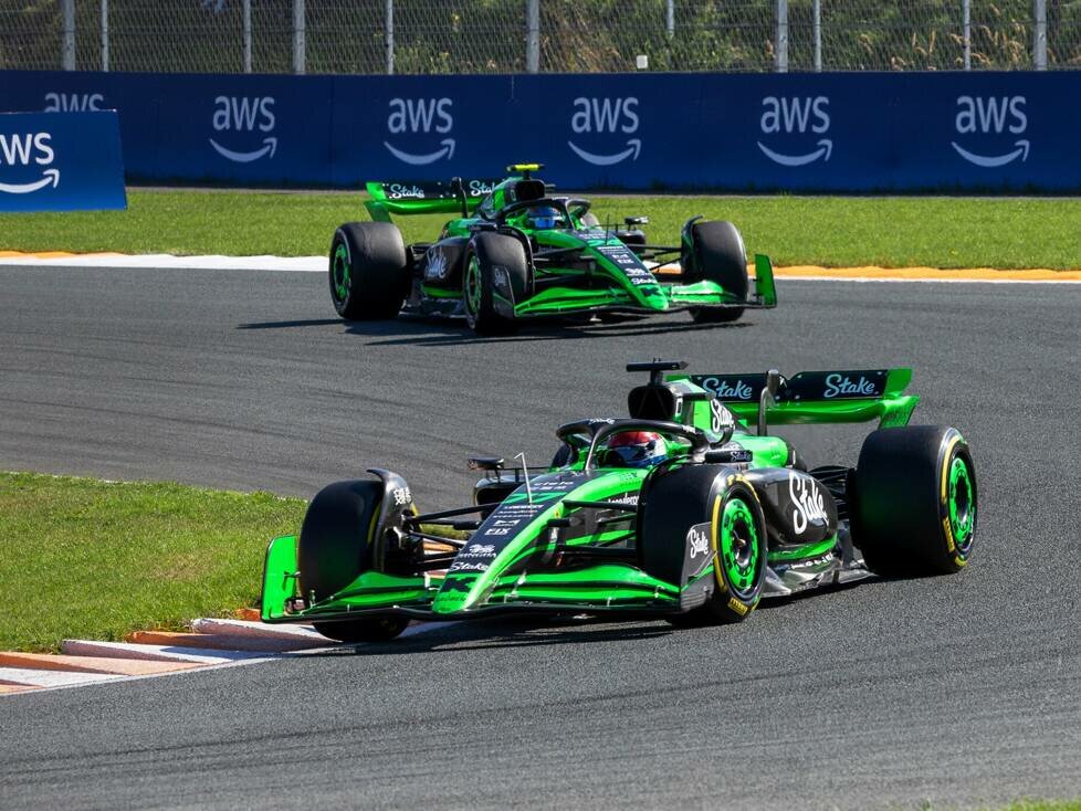 Guanyu Zhou, Valtteri Bottas